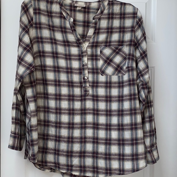 Dress Barn Tops - Dress Barn plaid tunic size 1X Dress Barn Tops - Dress Barn plaid tunic size 1X